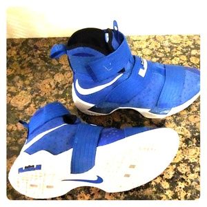 LeBron Soldier 10